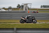 Advanced Group Black Bikes